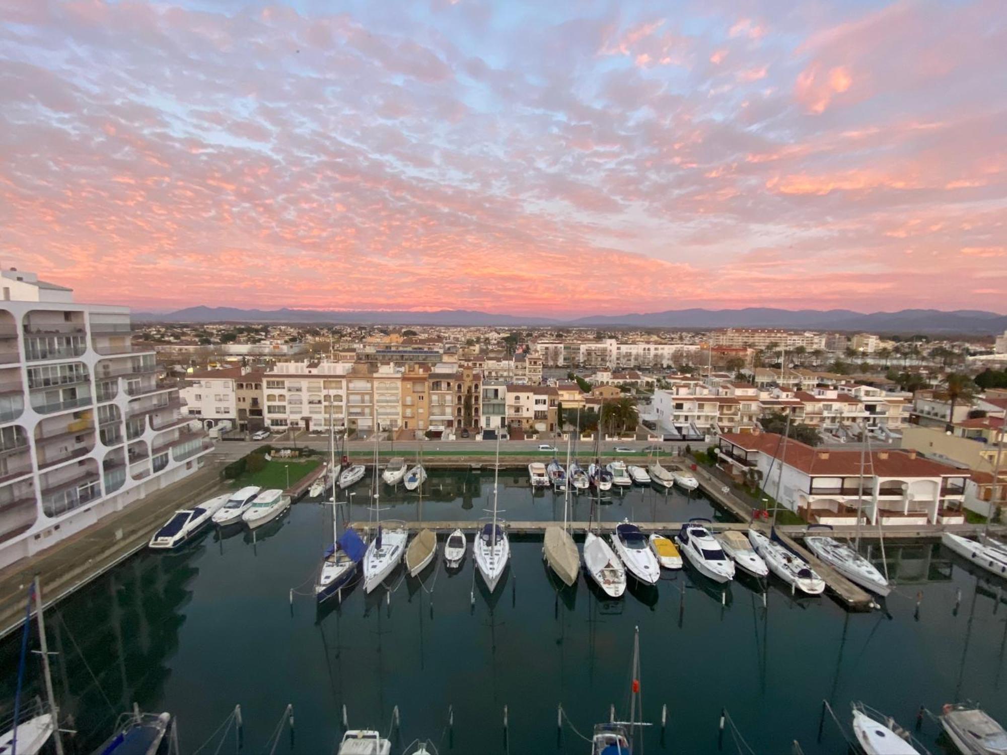 Lux Apt 1Er Ligne Mer!Grande Terrasse Vue Superbe! Ampuriabrava Exterior foto